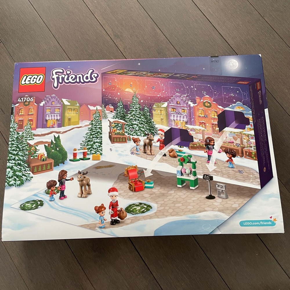 LEGO Friends Festive Holiday Christmas Advent Calendar